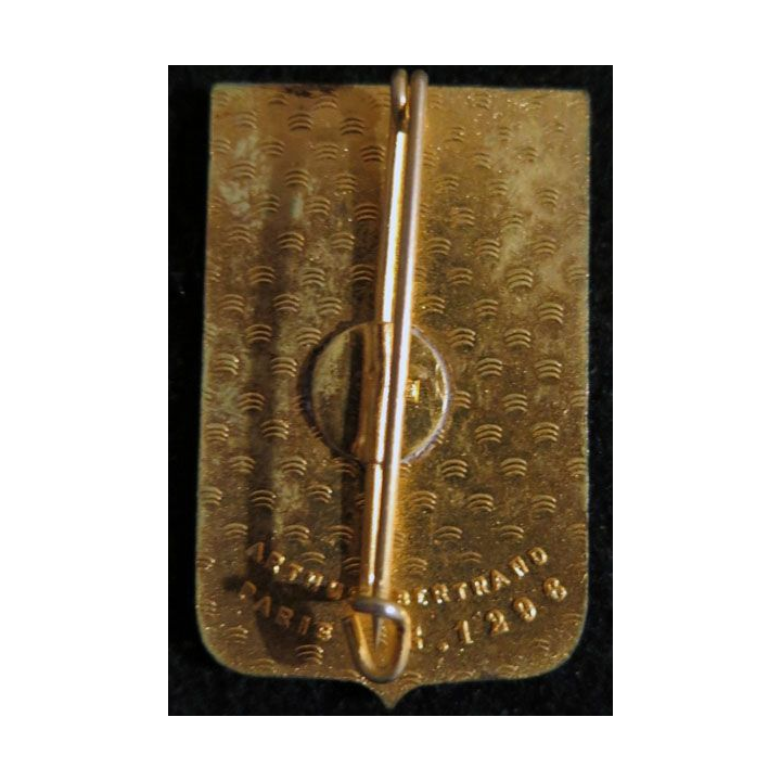 22° RI : insigne métallique du 22° régiment d''infanterie de fabrication Arthus Bertrand Paris G. 1296 en émail