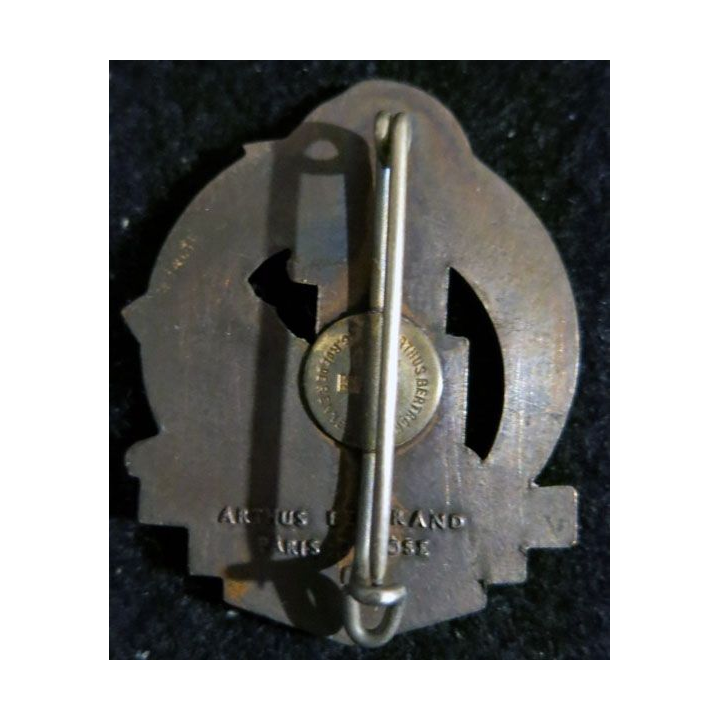 24° RI : 24° régiment d'infanterie 1745 1939 de fabrication Arthus Bertrand poinçon bronze