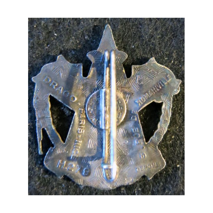 26° RI : Insigne métallique du 26° régiment d'infanterie Drago Romainville déposé H. 279