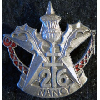 26° RI : Insigne métallique du 26° régiment d'infanterie étoile argentée  émail