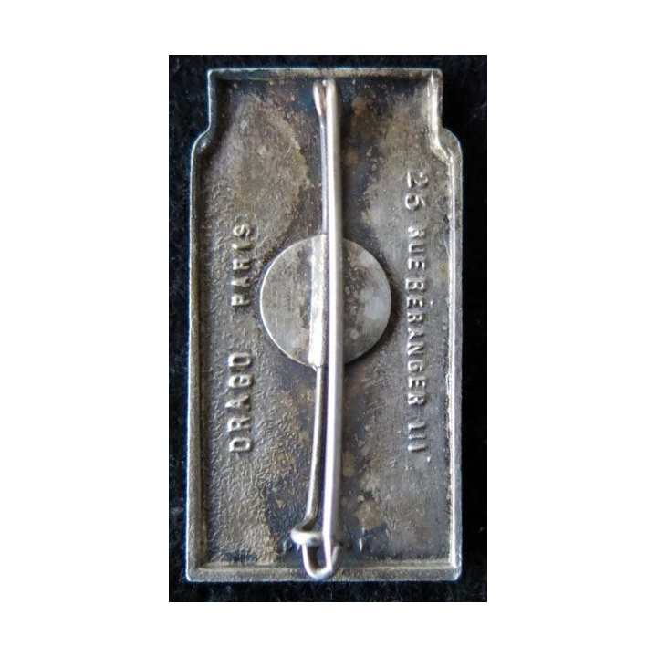 19° RI : 19° régiment d'infanterie de fabrication Drago Béranger Déposé embouti en émail