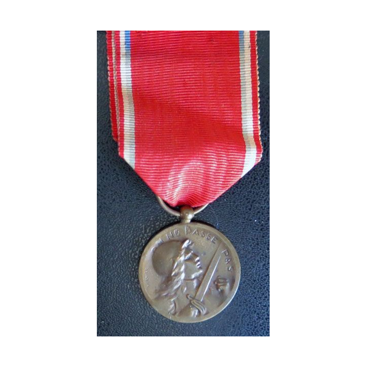 médaille commémorative de la bataille de Verdun 1916  Modèle VERNIER
