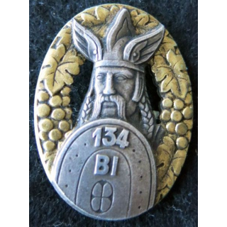 134° BI : insigne métallique du 134° bataillon d'infanterie de fabrication Drago Paris embouti
