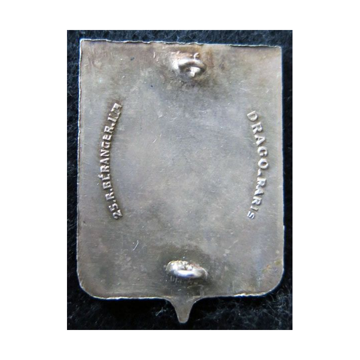 134° RI : insigne métallique du 134° régiment d'infanterie ORADOUR  Drago Paris Béranger déposé peint