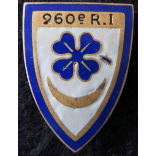 260° RI : insigne métallique du 260° régiment d'infanterie en émail