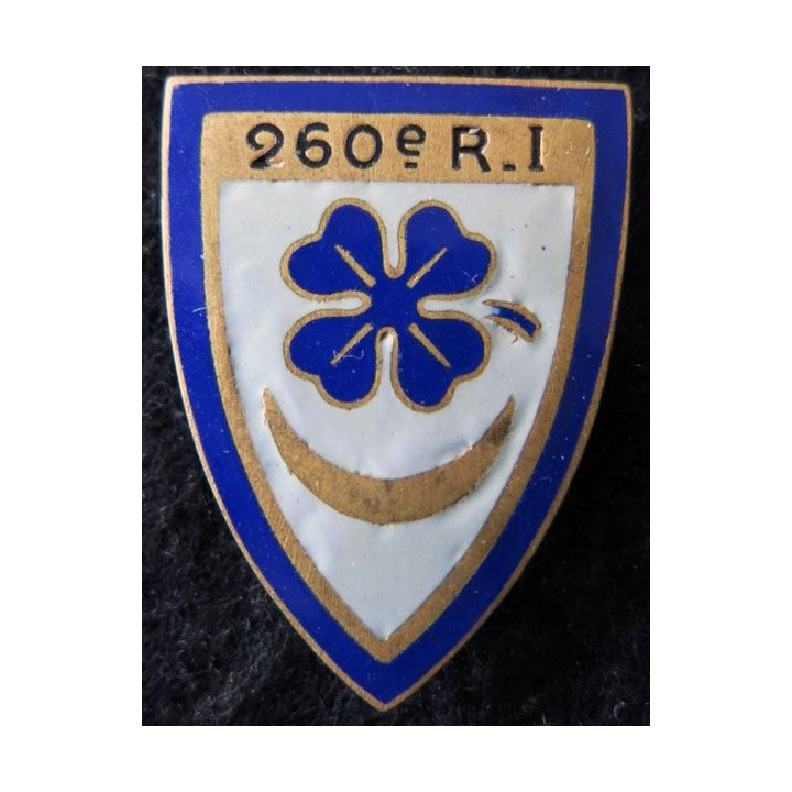 260° RI : insigne métallique du 260° régiment d'infanterie en émail