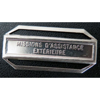 Barrette " MISSIONS d'ASSISTANCE EXTÉRIEURE " en métal argenté