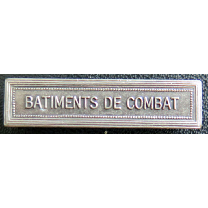 Barrette " BÂTIMENTS DE COMBAT " en métal argenté
