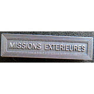 Barrette  " MISSIONS EXTÉRIEURES " en métal argenté