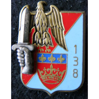 138° RID : Insigne métallique du 138° régiment d’infanterie divisionnaire de fabrication Fraisse G. 3077 dos lisse