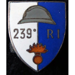 239° RIA : 239° régiment infanterie sans mention du fabricant en émail