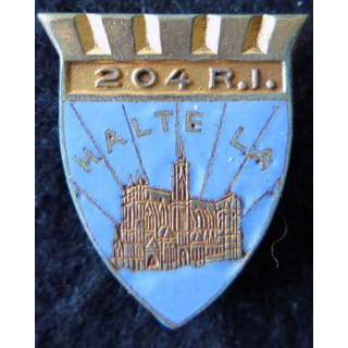 204° RI : insigne du 204° régiment d'infanterie HALTE LA de fabrication Drago Beranger Paris en émail