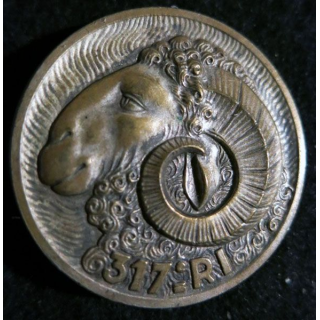 317° RI : 317° régiment infanterie sans mention du fabricant tout argenté