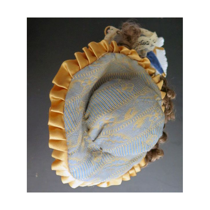 Poupée tête mains et pieds en porcelaine 31 cm