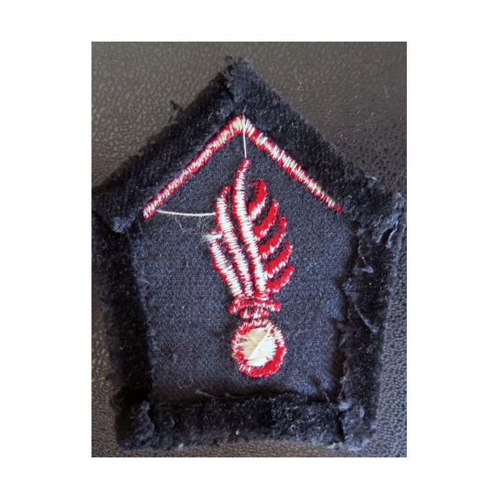 Soutache ( insigne de col ) du corps des sapeurs pompiers