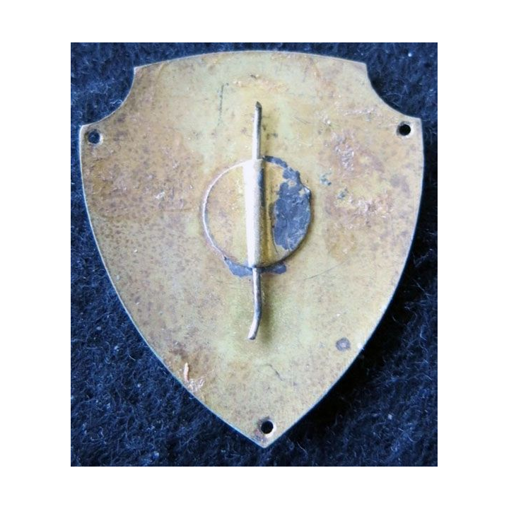 371° RI : 371° régiment infanterie sans mention du fabricant peint avec trous de couture