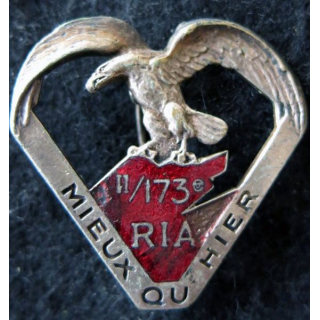 173° RIA : Insigne métallique du 2° bataillon du 173° régiment d'infanterie alpine de fabrication Chobillon Déposé email
