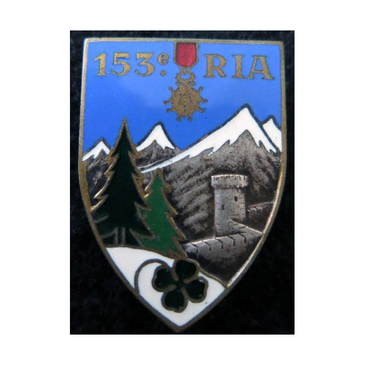 153° RIA : Insigne métallique du 153° régiment  d’infanterie alpine fabrication Drago Béranger déposé en émail