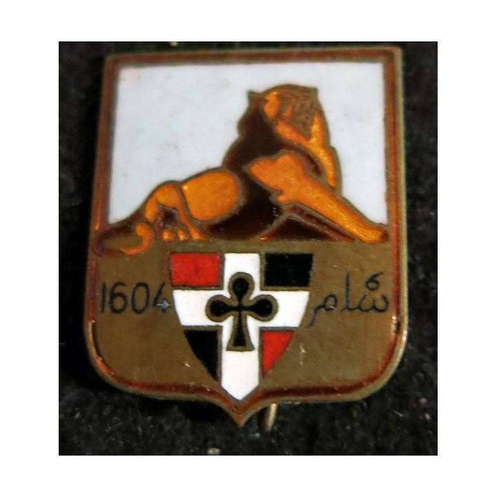 35° RI : insigne métallique du 35° régiment d'infanterie Arthus Bertrand en émail