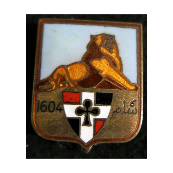 35° RI : insigne métallique du 35° régiment d'infanterie Arthus Bertrand en émail