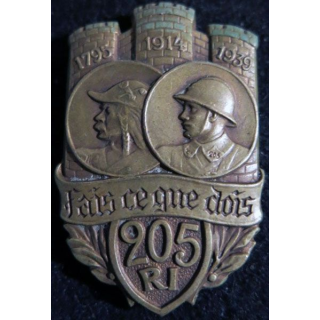 205° RI : 205° régiment d'infanterie de fabrication non spécifiée en bronze