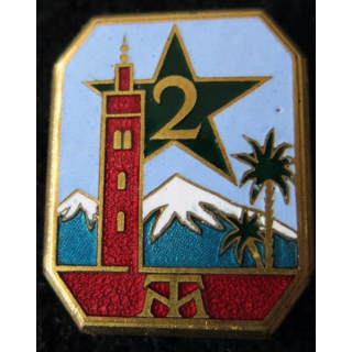 2° RTM : insigne métallique du 2° régiment de tirailleurs marocains Drago Béranger en émail plat