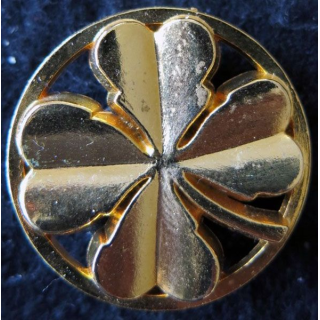 106° RID : Insigne métallique du 106° régiment d’infanterie divisionnaire de fabrication Fraisse G. 3003 dos lisse