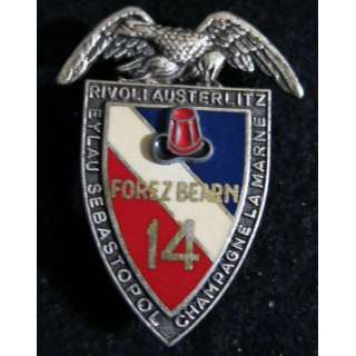 14° RI : Insigne métallique du 14° régiment d'infanterie Forez Béarn Drago Paris en relief