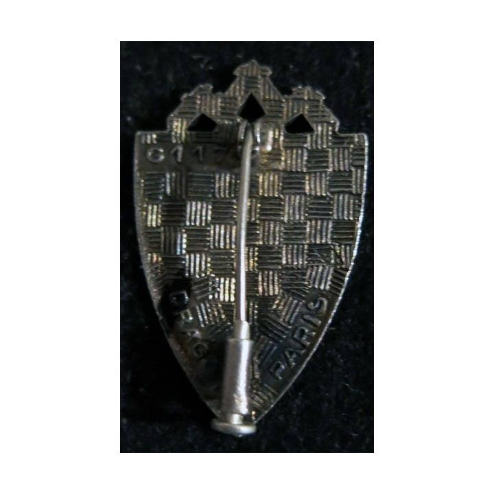 153° RI : Insigne métallique du 153° régiment d'infanterie de fabrication Drago Paris G. 1173 en argent et émail