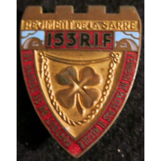 153° RIF : insigne du 153° régiment d'infanterie de forteresse Arthus Bertrand Paris déposé en émail