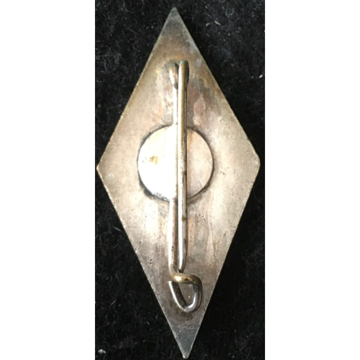 131° RI : 131° régiment d'infanterie fond argenté en émail