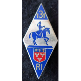 131° RI : 131° régiment d'infanterie de fabrication Drago Noisiel fond argenté en émail