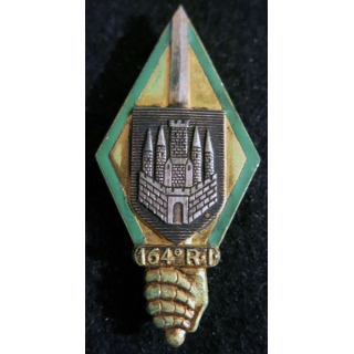 164° RI : 164° régiment d'infanterie de fabrication sans fabricant G. 1748 écu argenté en émail