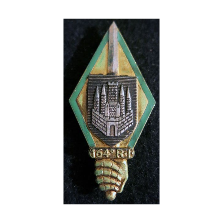 164° RI : 164° régiment d'infanterie de fabrication sans fabricant G. 1748 écu argenté en émail