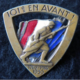 101° RI : 101° régiment d'infanterie En avant Arthus Bertrand Paris en émail