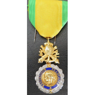 FRANCE : Médaille militaire neuve actuelle