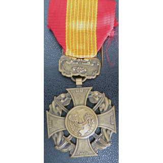 FRANCE & VIETNAM croix de la bravoure vietnamienne  guerre d'Indochine