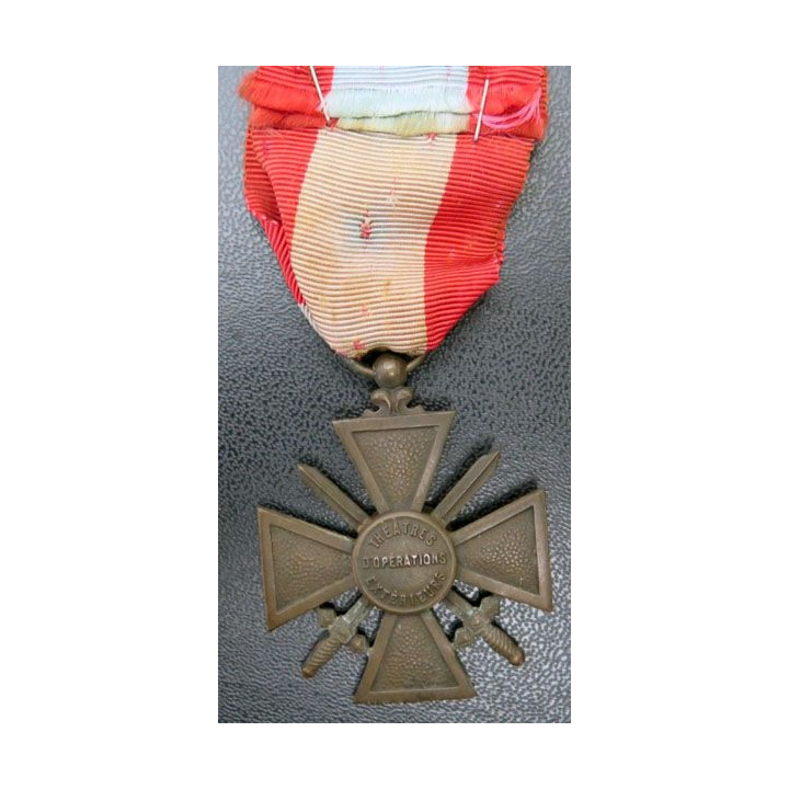 Croix guerre théâtres opérations extérieures palme étoile bronze TOE