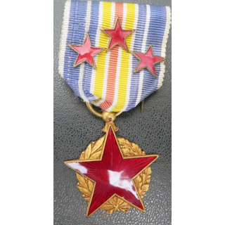 FRANCE : Médaille des blessés en bronze avec 3 étoiles rouges