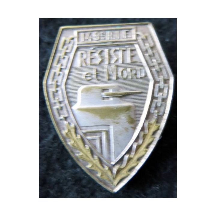 149° RIF : 149° régiment d'infanterie de forteresse résiste et mord Lauginié déposé en métal