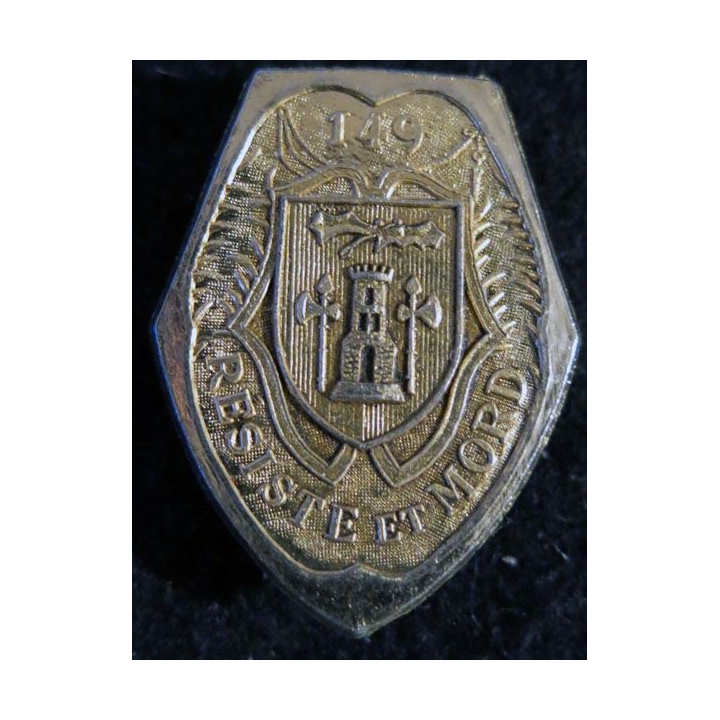 149° RI : insigne métallique du 149° régiment d'infanterie de fabrication Drago Paris en métal doré