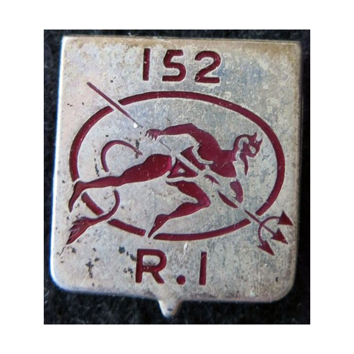 152° RI : 152° régiment d'infanterie de fabrication Fraisse Paris G. 477