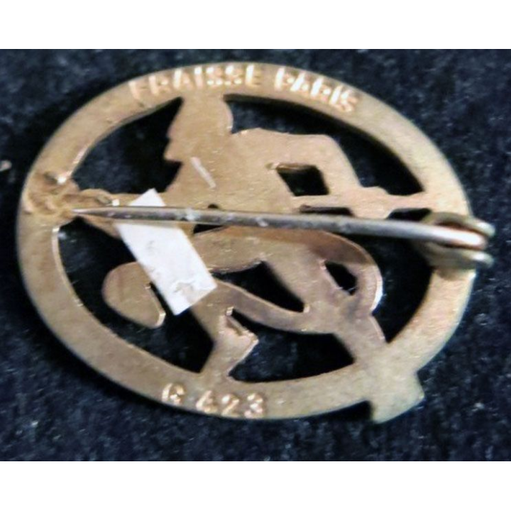 152° RI : Insigne métallique du 152° régiment d'infanterie de fabrication Fraisse Paris G. 423 ajouré