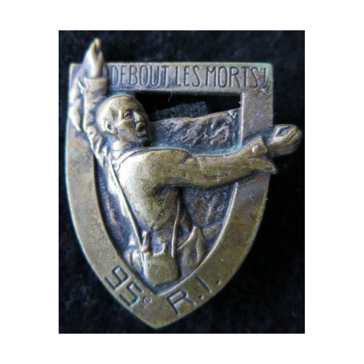 95° RI : Insigne métallique du 95° régiment d'infanterie de fabrication Arthus Bertrand Paris Déposé en métal embouti