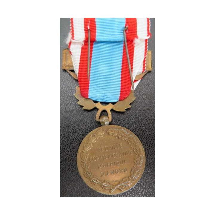 FRANCE : médaille commémorative d'Afrique du Nord en Algérie