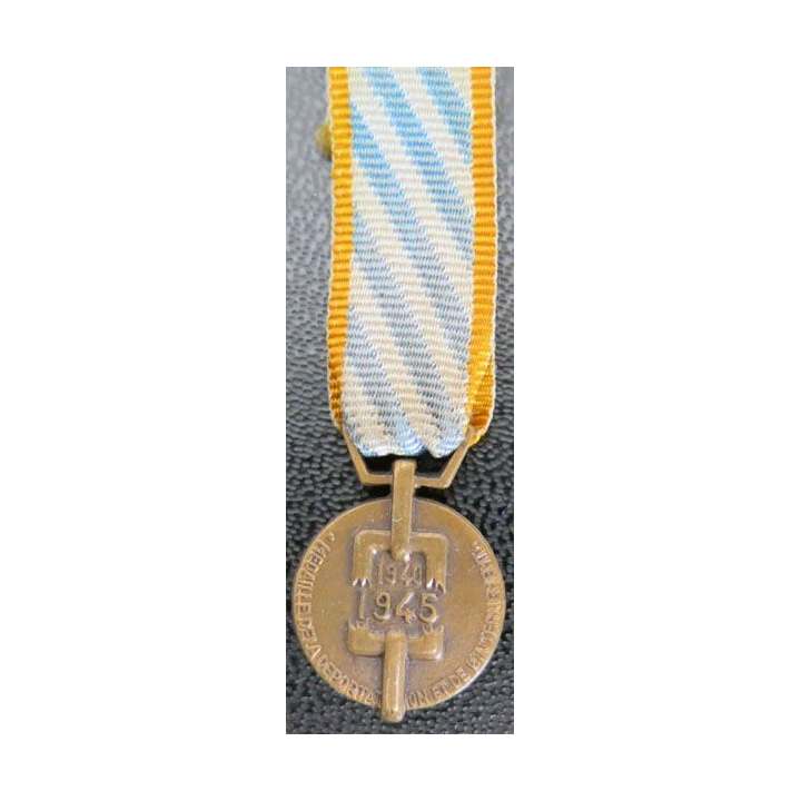 FRANCE : médaille miniature de la déportation et de l'internement 1945 en bronze