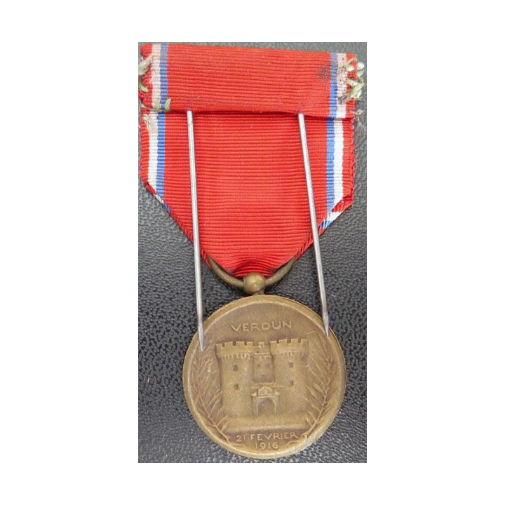 médaille commémorative de la bataille de Verdun 1916  Modèle VERNIER