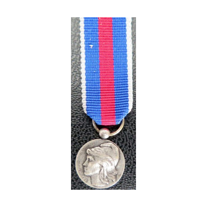 médaille miniature d'argent des services militaires volontaires MSMV