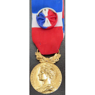 Médaille du ministère du travail en vermeil attribuée à J. Falco 1995