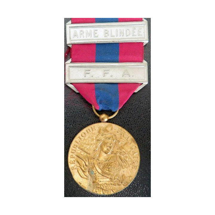 médaille de la défense nationale barrettes "Armée Blindée et F.F.A "